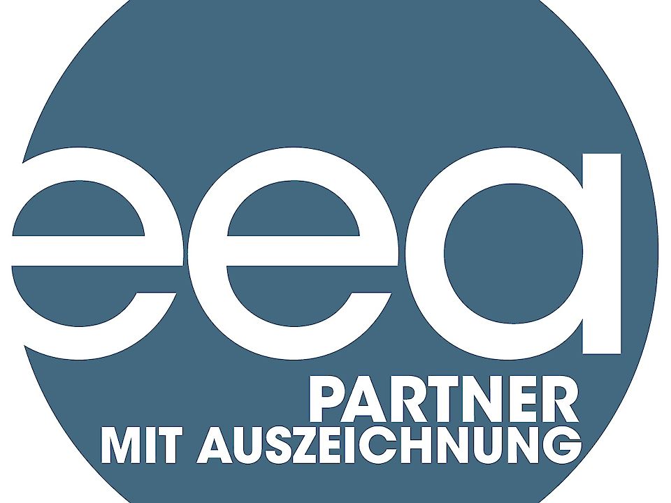 eea Partner mit Auszeichnung-Logo